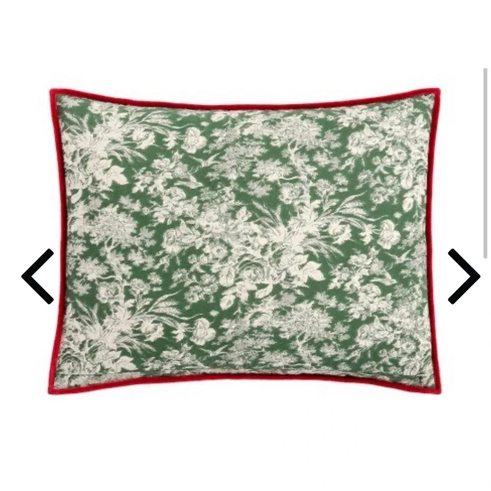 2 Pottery barn Deck the Halls Christmas Tree Reversible Quilted Sham king new
